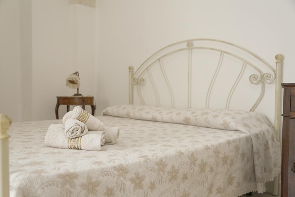 Sottacastieddu Hotel อาเวตรานา ภายนอก รูปภาพ